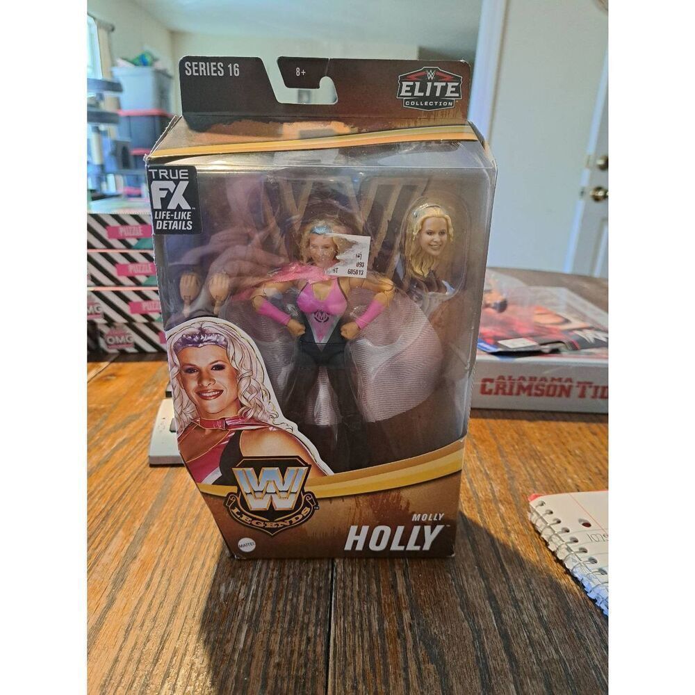 New Mattel WWE Wrestling W Legends Molly Holly Action Figure & Accessories